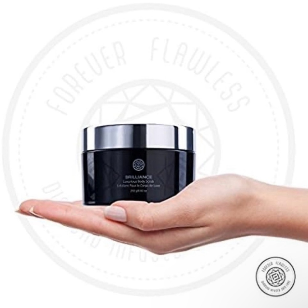 Forever Flawless Brilliance Luxurious Body Scrub NEW sealed jar 8.2 oz